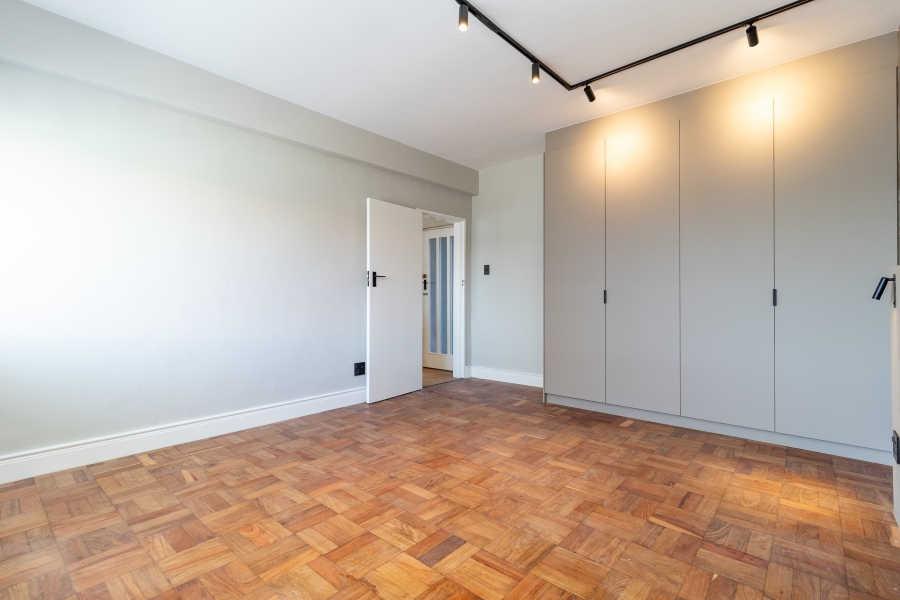 To Let 2 Bedroom Property for Rent in Sea Point Western Cape